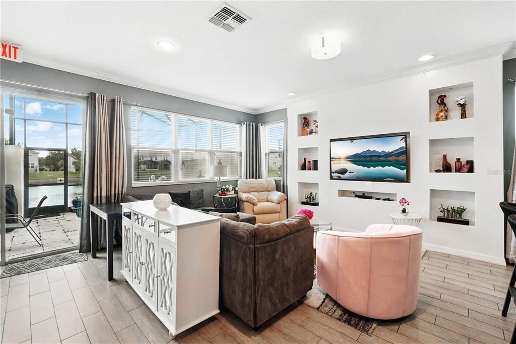 For Sale: $465,000 (4 beds, 3 baths, 1782 Square Feet)