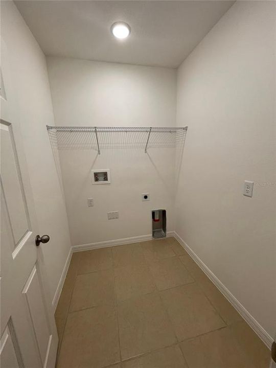 В аренду: $2,699 (4 спален, 3 ванн, 2126 Квадратных фут)