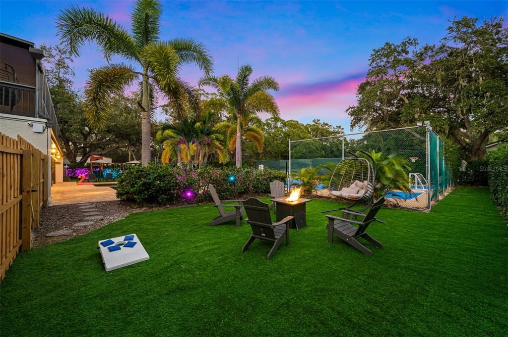 For Sale: $1,750,000 (4 beds, 2 baths, 3384 Square Feet)