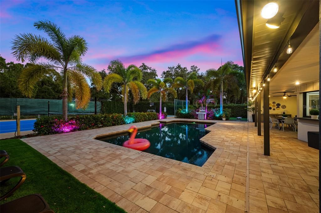 For Sale: $1,750,000 (4 beds, 2 baths, 3384 Square Feet)