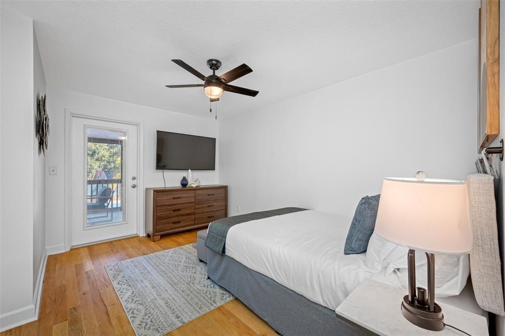 For Sale: $1,750,000 (4 beds, 2 baths, 3384 Square Feet)