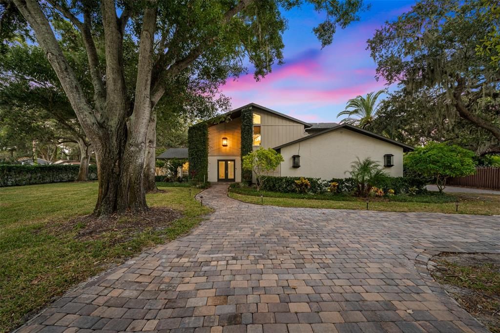 For Sale: $1,750,000 (4 beds, 2 baths, 3384 Square Feet)