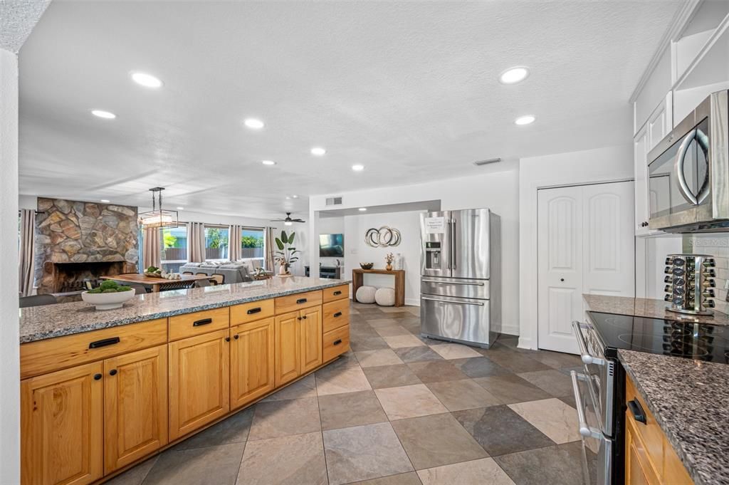 For Sale: $1,750,000 (4 beds, 2 baths, 3384 Square Feet)