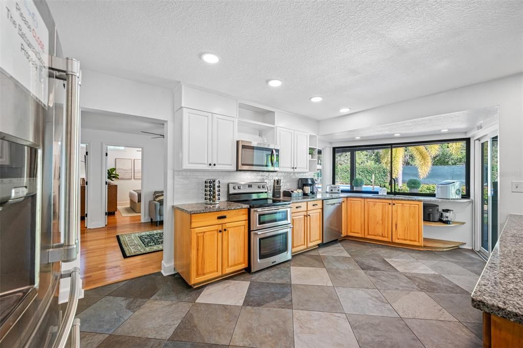 For Sale: $1,750,000 (4 beds, 2 baths, 3384 Square Feet)