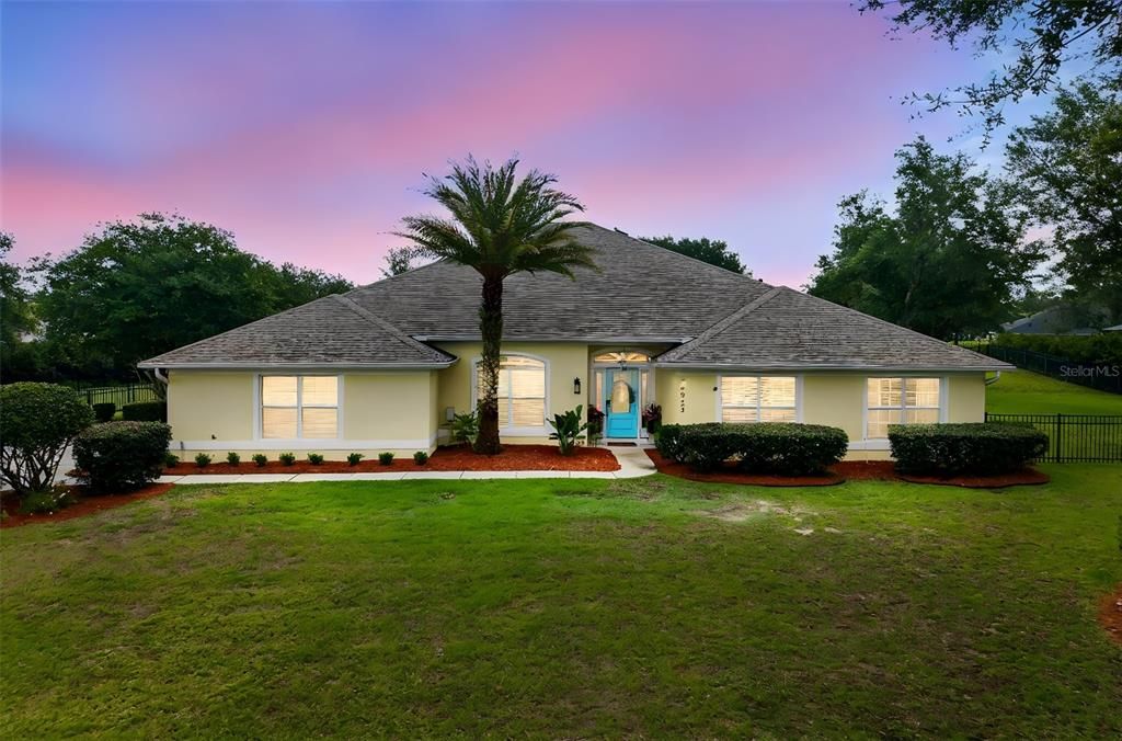 Recently Sold: $650,000 (4 beds, 3 baths, 3029 Square Feet)