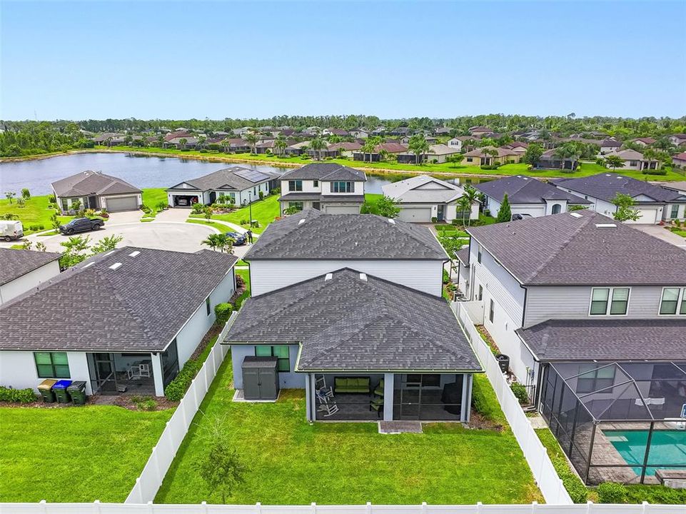 En Venta: $419,000 (4 camas, 2 baños, 2910 Pies cuadrados)