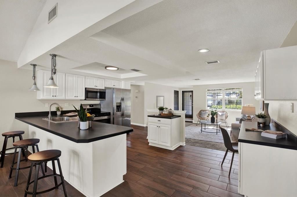 For Sale: $449,900 (3 beds, 2 baths, 1470 Square Feet)