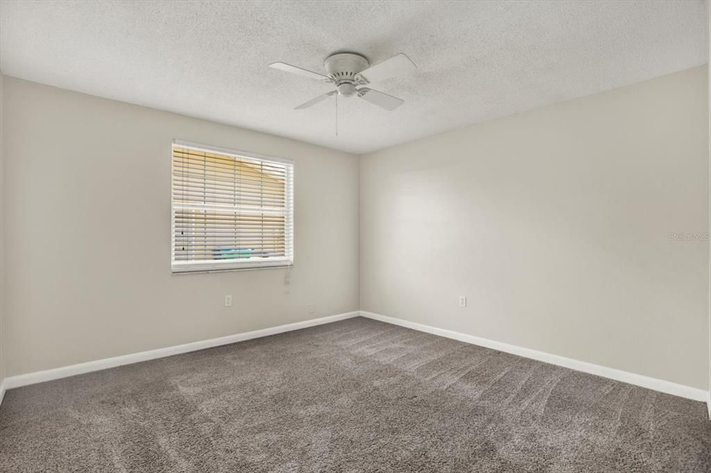 For Sale: $449,900 (3 beds, 2 baths, 1470 Square Feet)