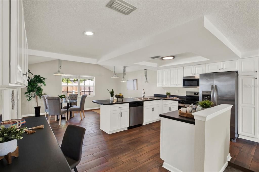 For Sale: $449,900 (3 beds, 2 baths, 1470 Square Feet)