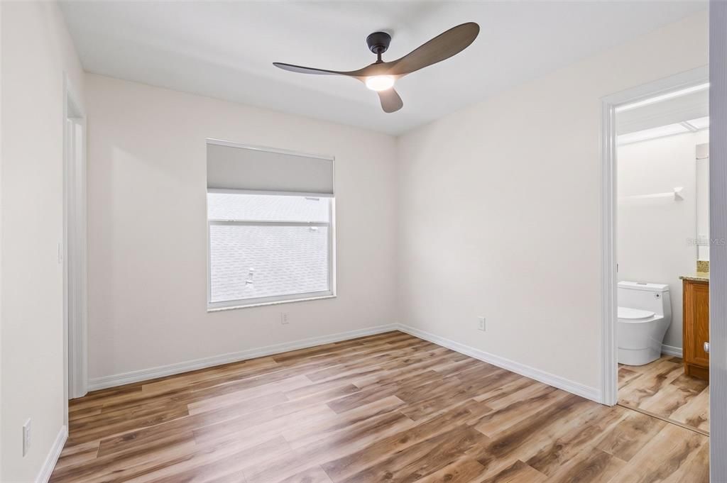 For Sale: $900,000 (4 beds, 3 baths, 2898 Square Feet)