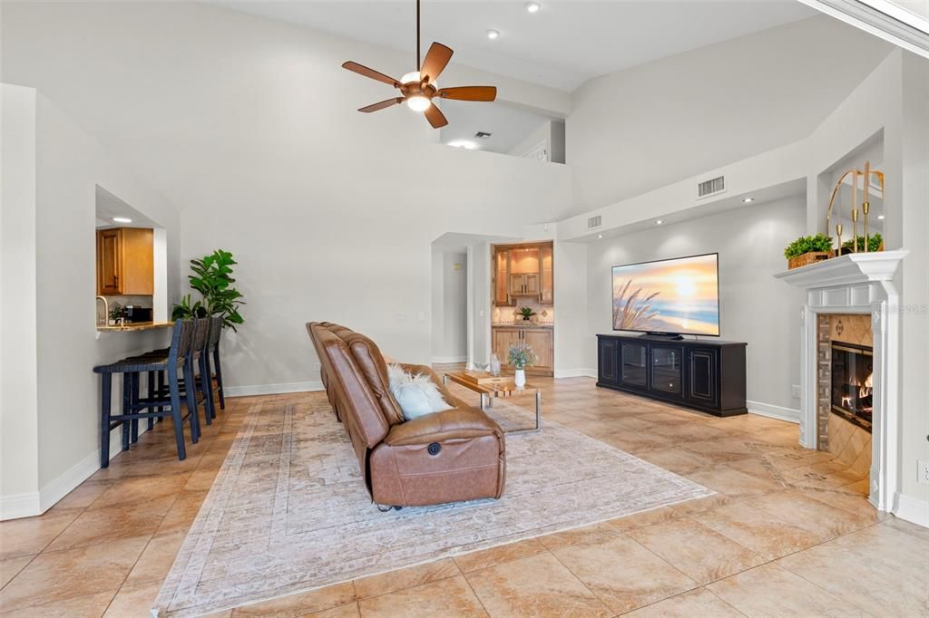For Sale: $900,000 (4 beds, 3 baths, 2898 Square Feet)