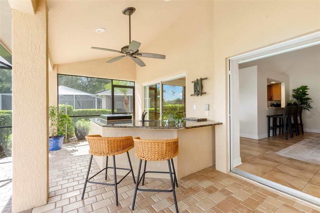 For Sale: $900,000 (4 beds, 3 baths, 2898 Square Feet)
