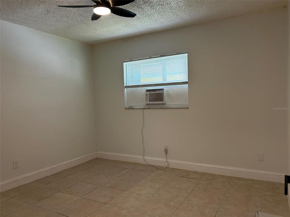 For Sale: $410,000 (4 beds, 0 baths, 1500 Square Feet)