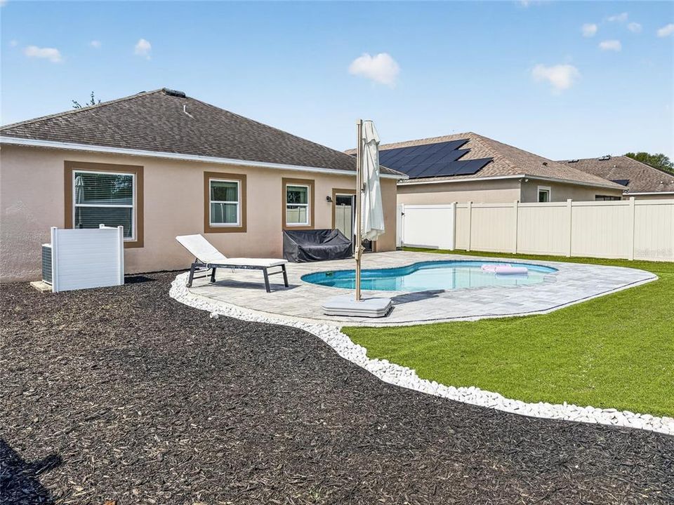 En Venta: $294,999 (3 camas, 2 baños, 1445 Pies cuadrados)