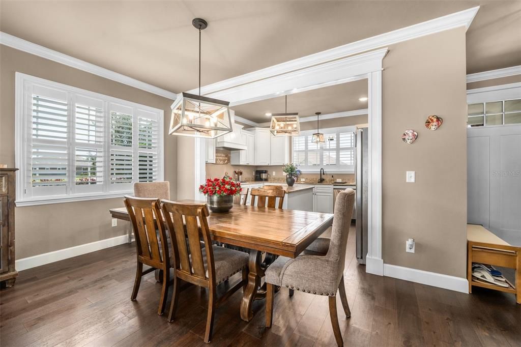 For Rent: $2,950 (4 beds, 2 baths, 2099 Square Feet)