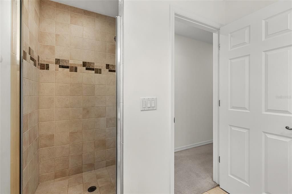 For Sale: $1,099,999 (4 beds, 3 baths, 3573 Square Feet)