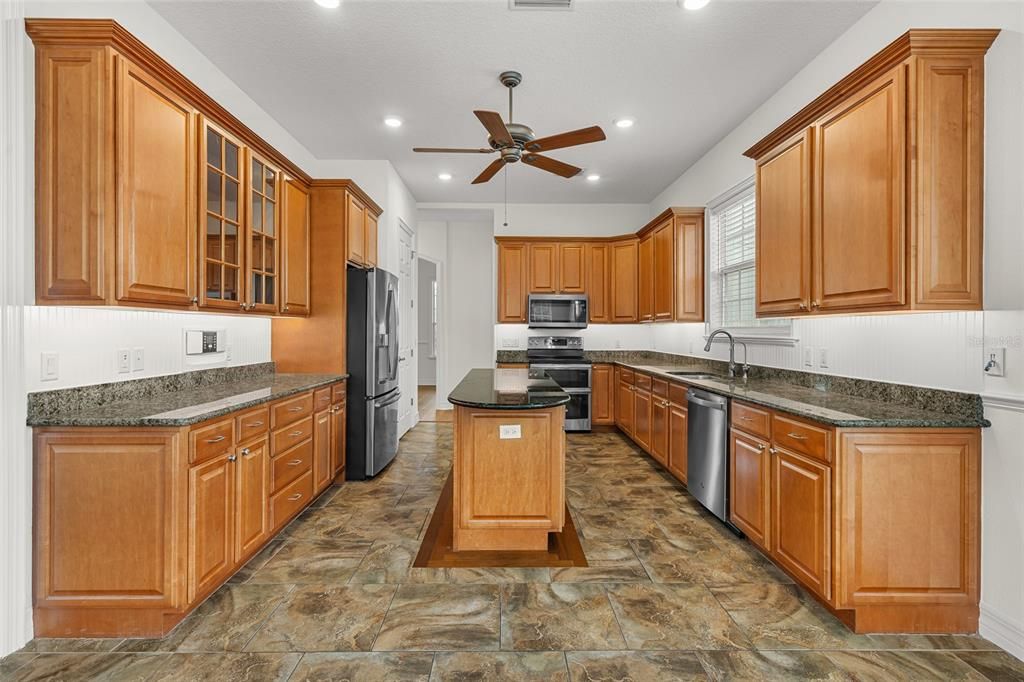 For Sale: $1,099,999 (4 beds, 3 baths, 3573 Square Feet)