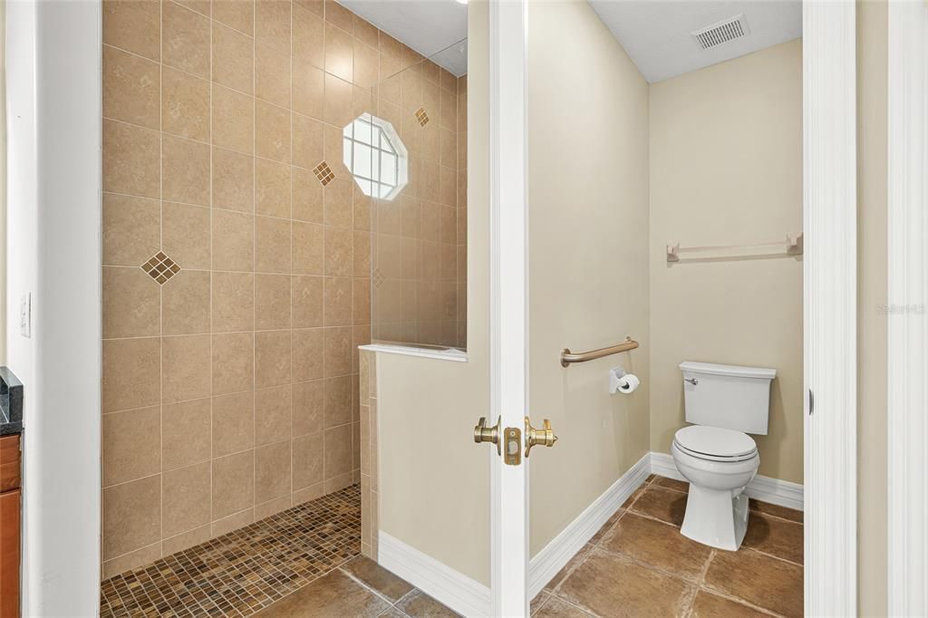 For Sale: $1,099,999 (4 beds, 3 baths, 3573 Square Feet)