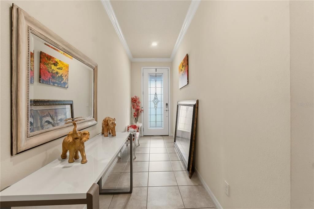 For Sale: $925,000 (7 beds, 5 baths, 5300 Square Feet)