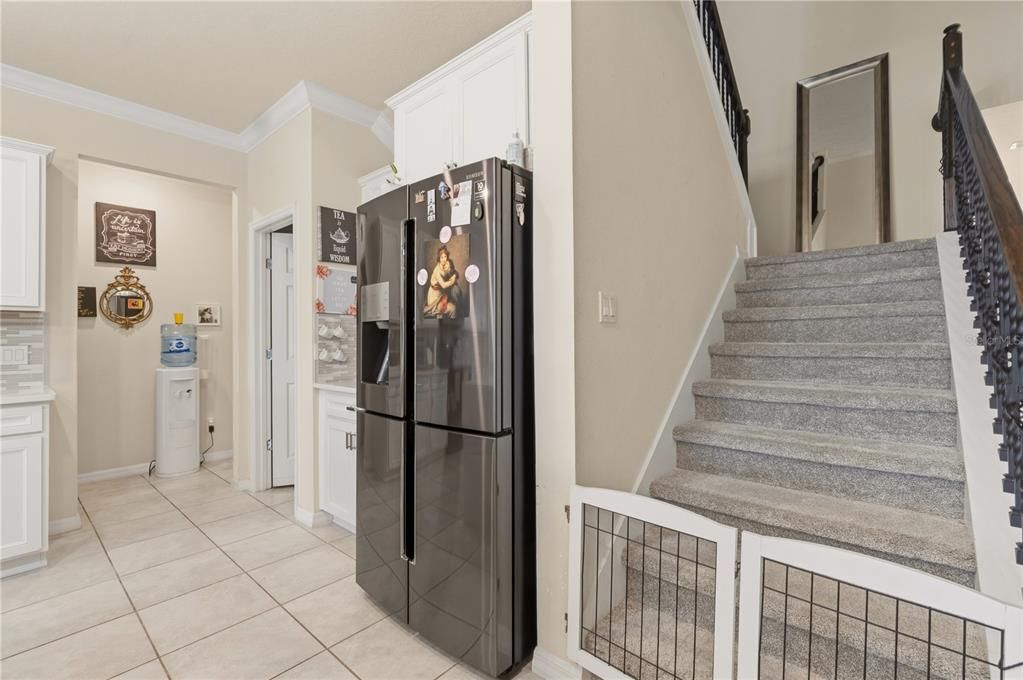 For Sale: $925,000 (7 beds, 5 baths, 5300 Square Feet)