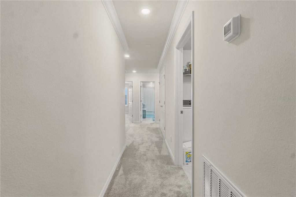 For Sale: $925,000 (7 beds, 5 baths, 5300 Square Feet)