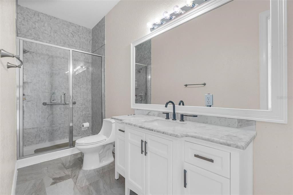 En Venta: $2,999,990 (6 camas, 7 baños, 7016 Pies cuadrados)