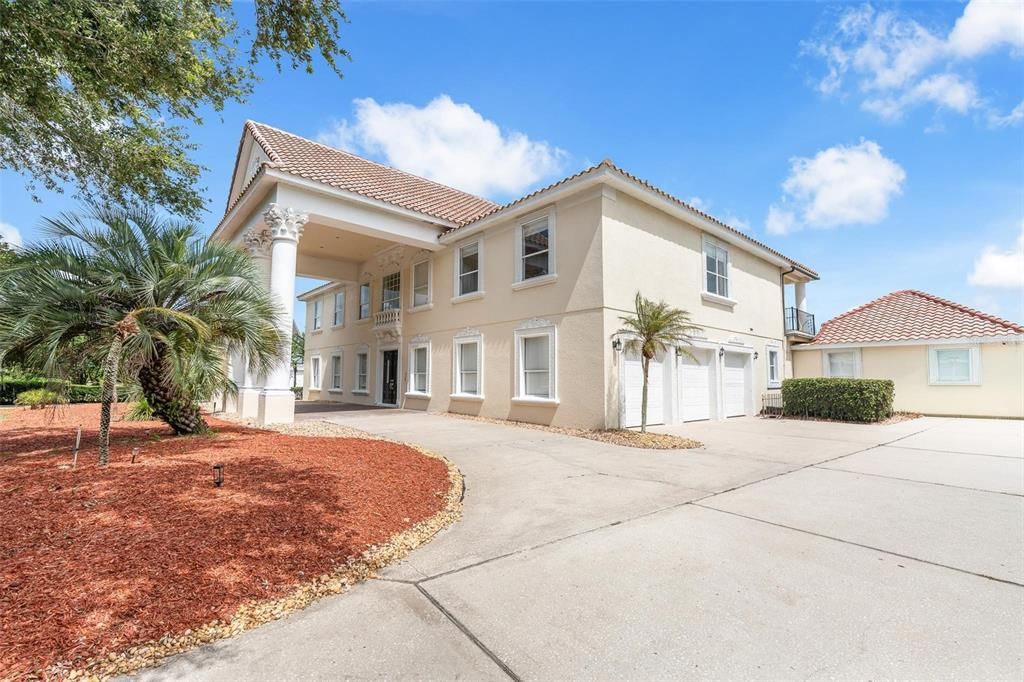 En Venta: $2,999,990 (6 camas, 7 baños, 7016 Pies cuadrados)