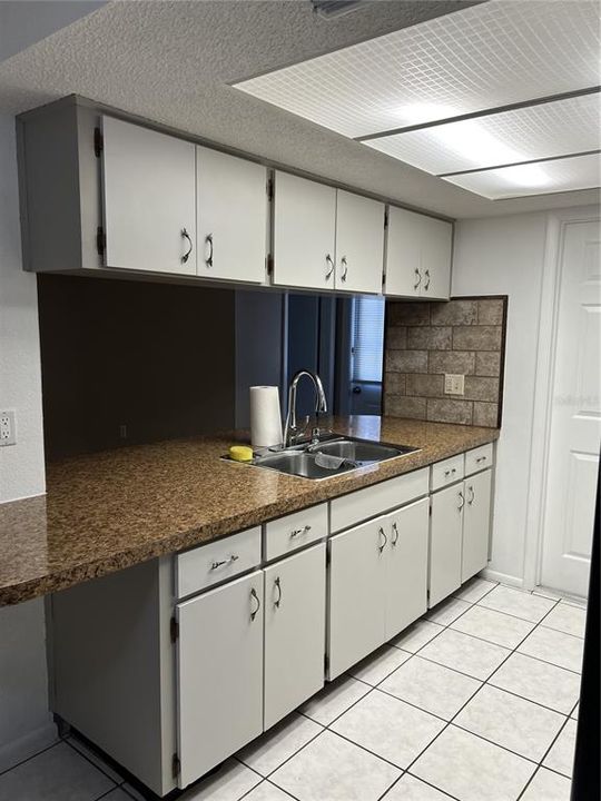 En Venta: $250,000 (2 camas, 2 baños, 1152 Pies cuadrados)