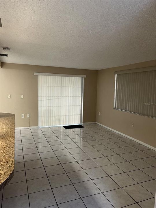 En Venta: $250,000 (2 camas, 2 baños, 1152 Pies cuadrados)
