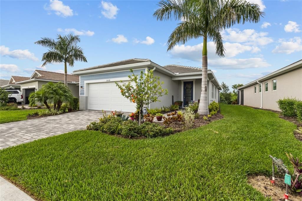 For Sale: $449,500 (2 beds, 2 baths, 1497 Square Feet)