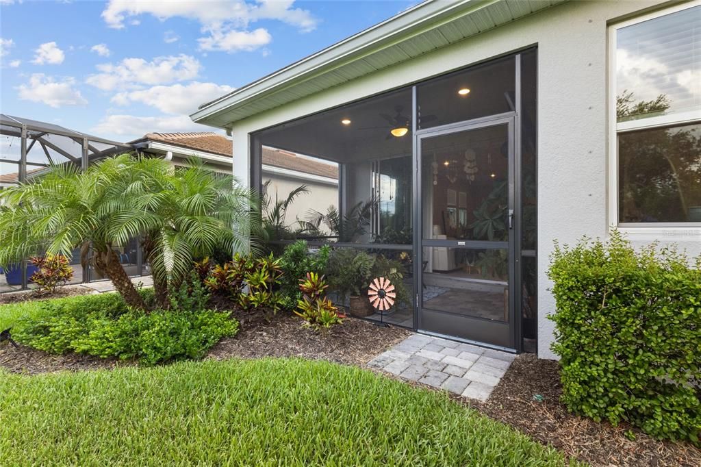 For Sale: $449,500 (2 beds, 2 baths, 1497 Square Feet)