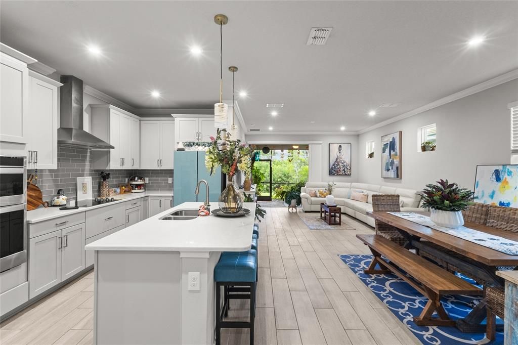 For Sale: $449,500 (2 beds, 2 baths, 1497 Square Feet)