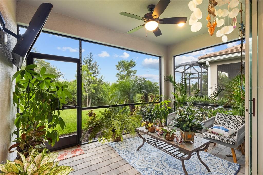 For Sale: $449,500 (2 beds, 2 baths, 1497 Square Feet)