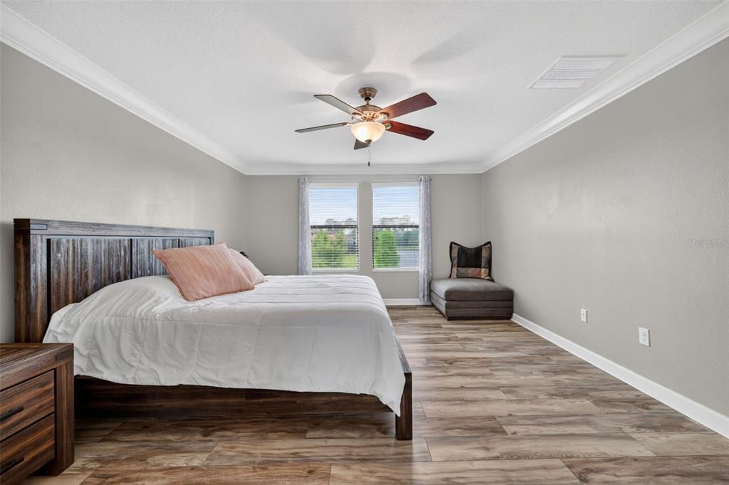 For Sale: $585,000 (4 beds, 2 baths, 3157 Square Feet)