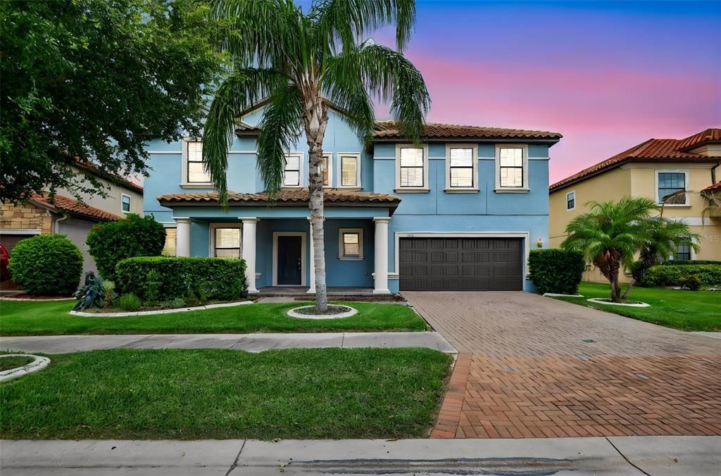 For Sale: $585,000 (4 beds, 2 baths, 3157 Square Feet)