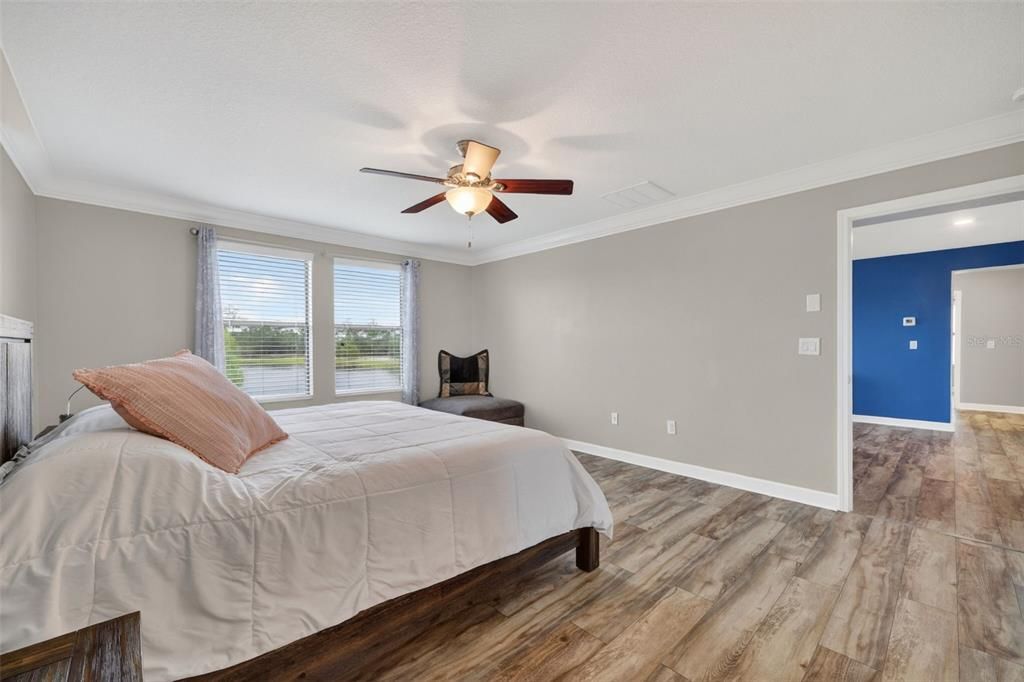For Sale: $585,000 (4 beds, 2 baths, 3157 Square Feet)