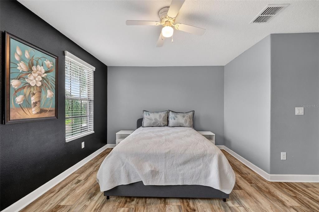 For Sale: $585,000 (4 beds, 2 baths, 3157 Square Feet)