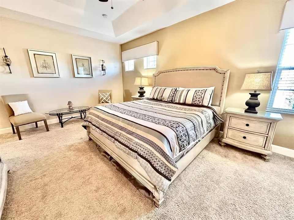 На продажу: $699,900 (6 спален, 5 ванн, 3629 Квадратных фут)