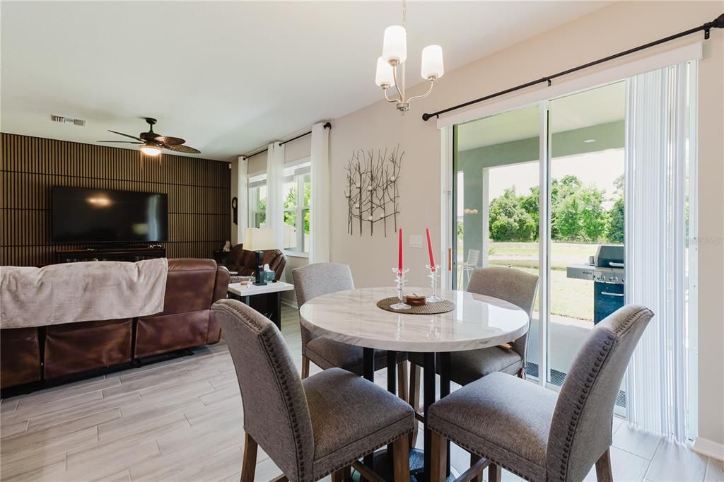 For Sale: $440,000 (4 beds, 3 baths, 2313 Square Feet)