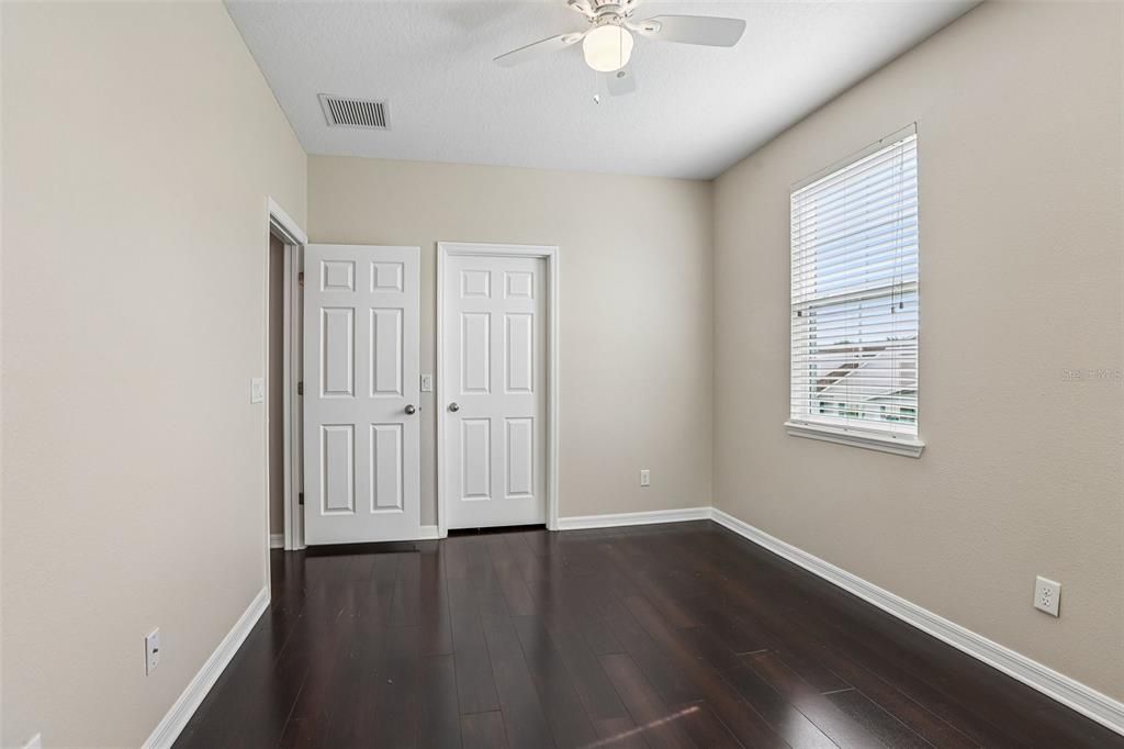 For Sale: $385,000 (4 beds, 3 baths, 2218 Square Feet)
