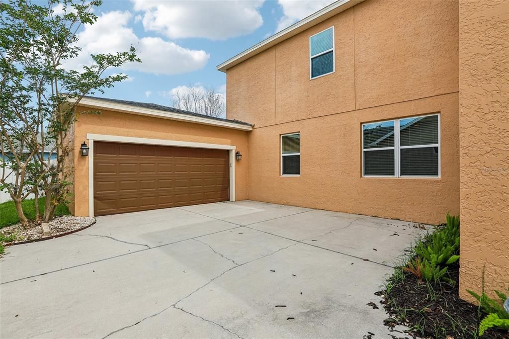 For Sale: $385,000 (4 beds, 3 baths, 2218 Square Feet)