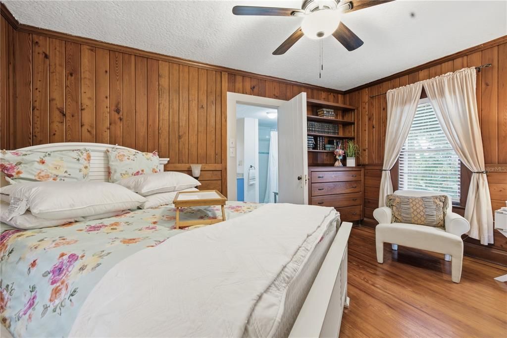 En Venta: $429,000 (2 camas, 2 baños, 1348 Pies cuadrados)