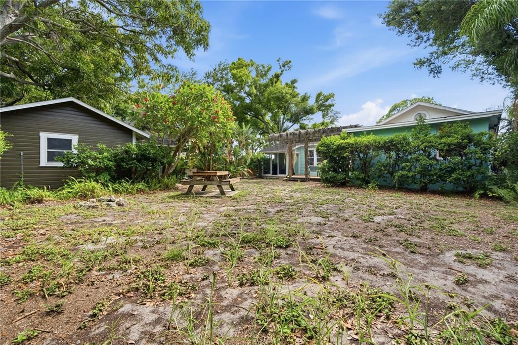 En Venta: $429,000 (2 camas, 2 baños, 1348 Pies cuadrados)