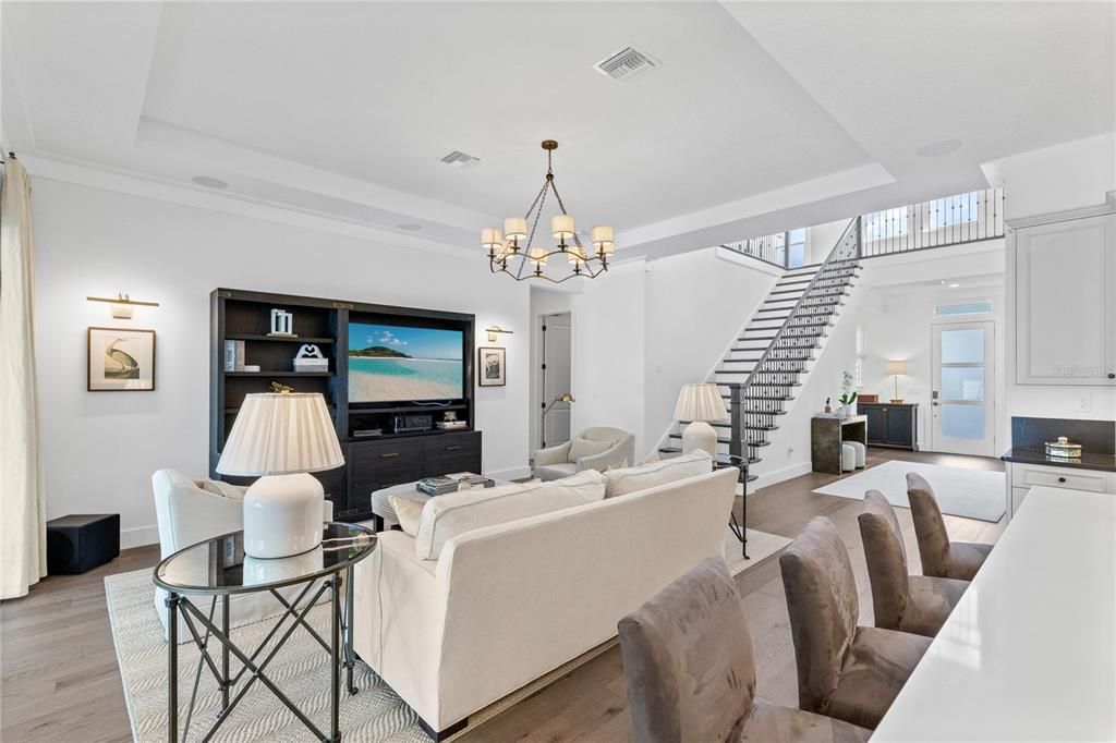 For Sale: $999,900 (5 beds, 4 baths, 3460 Square Feet)
