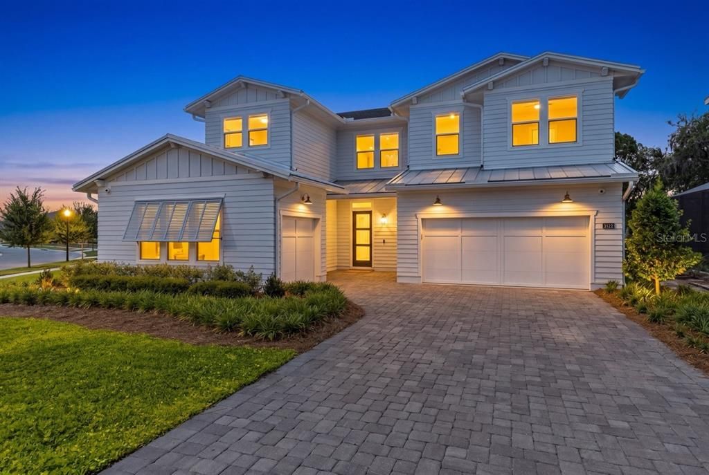 For Sale: $999,900 (5 beds, 4 baths, 3460 Square Feet)