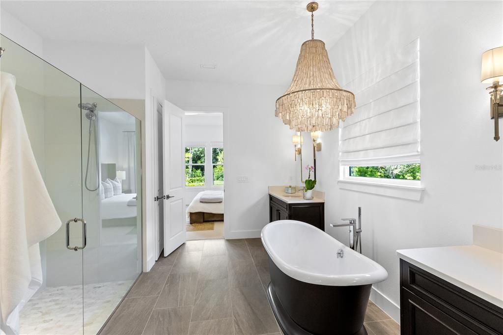 For Sale: $999,900 (5 beds, 4 baths, 3460 Square Feet)