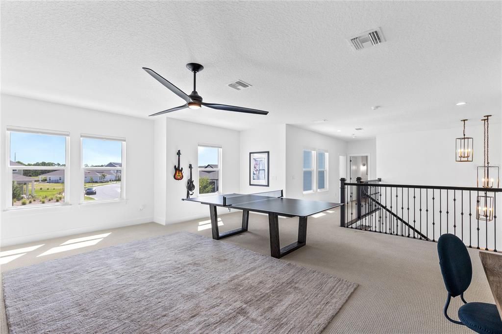 For Sale: $999,900 (5 beds, 4 baths, 3460 Square Feet)