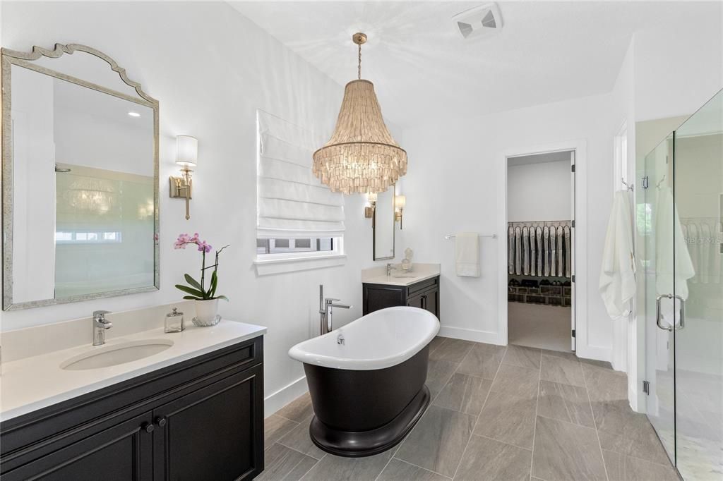 For Sale: $999,900 (5 beds, 4 baths, 3460 Square Feet)