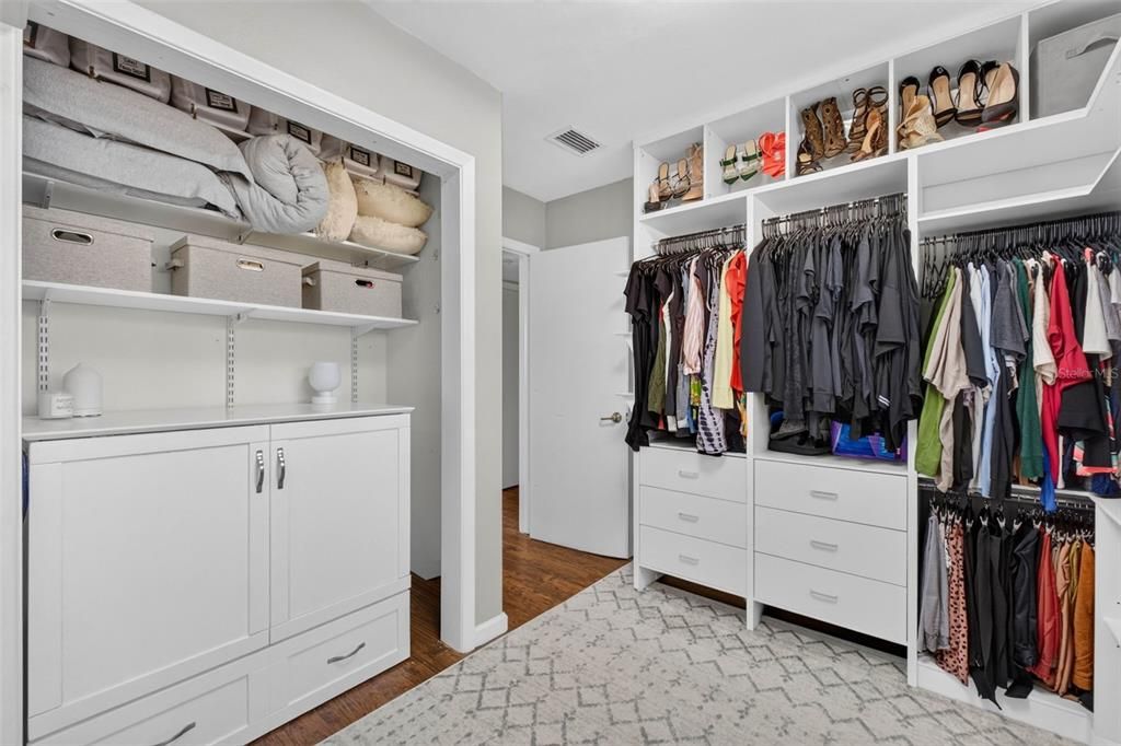 For Sale: $339,990 (3 beds, 1 baths, 968 Square Feet)