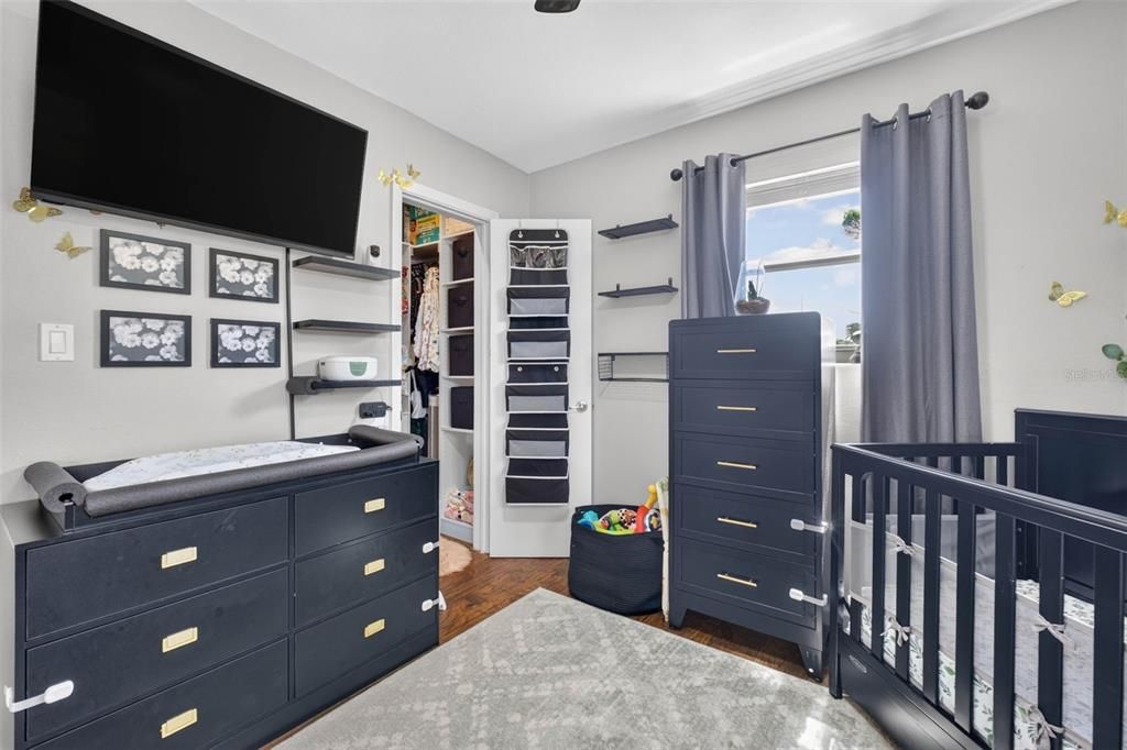 For Sale: $339,990 (3 beds, 1 baths, 968 Square Feet)